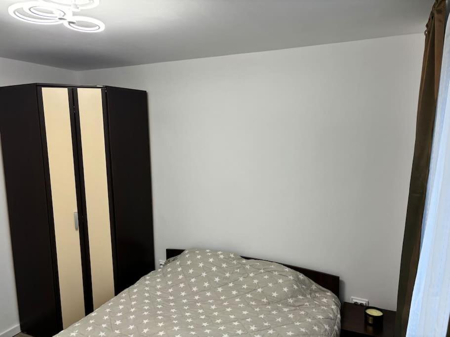 3 Camere Decomandat Βουκουρέστι Εξωτερικό φωτογραφία